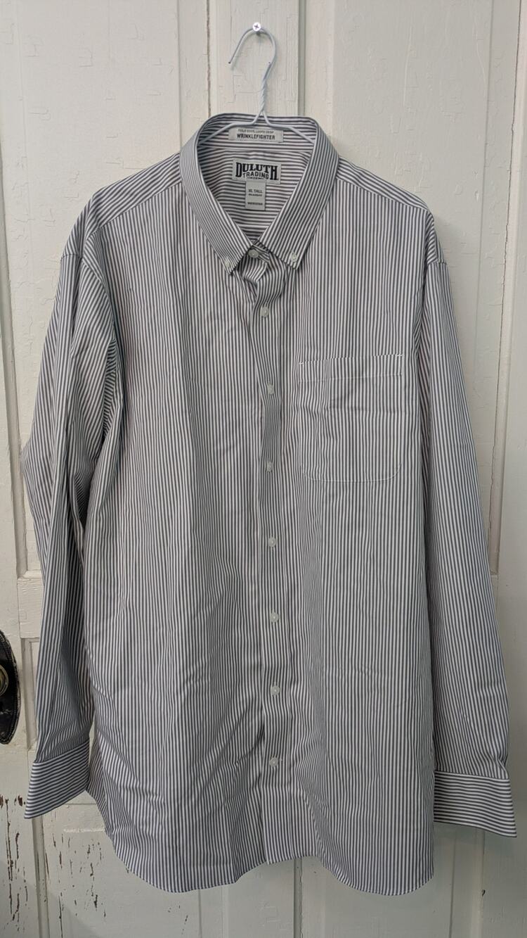 Duluth Trading Wrinklefighter Dress Shirt Mens XL Tall Grey/White Stripe